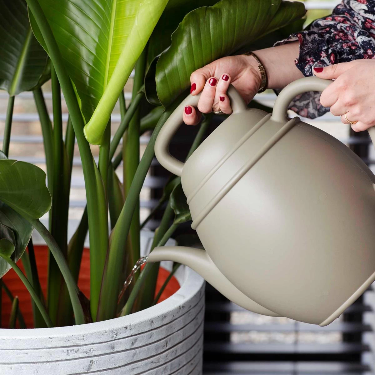 Xala Watering Chai Gieter 10 L - Olijfgrijs - Afbeelding 2