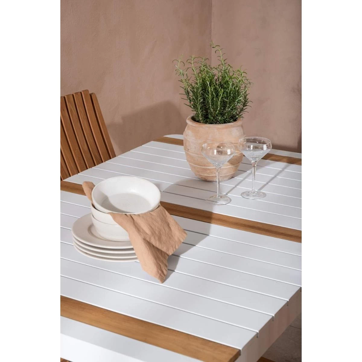 24Designs Manarola Tuintafel En 4 Teak Tuinstoelen - Afbeelding 11