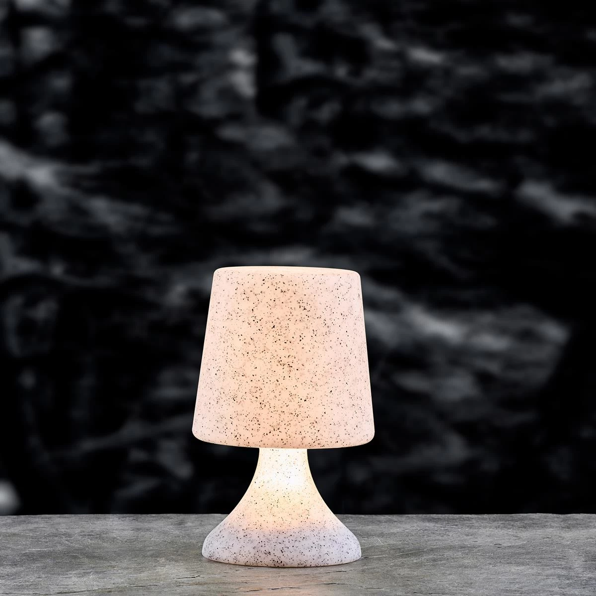 Villa Collection Midnat LED Tafellamp - Lichtgrijs - Afbeelding 2